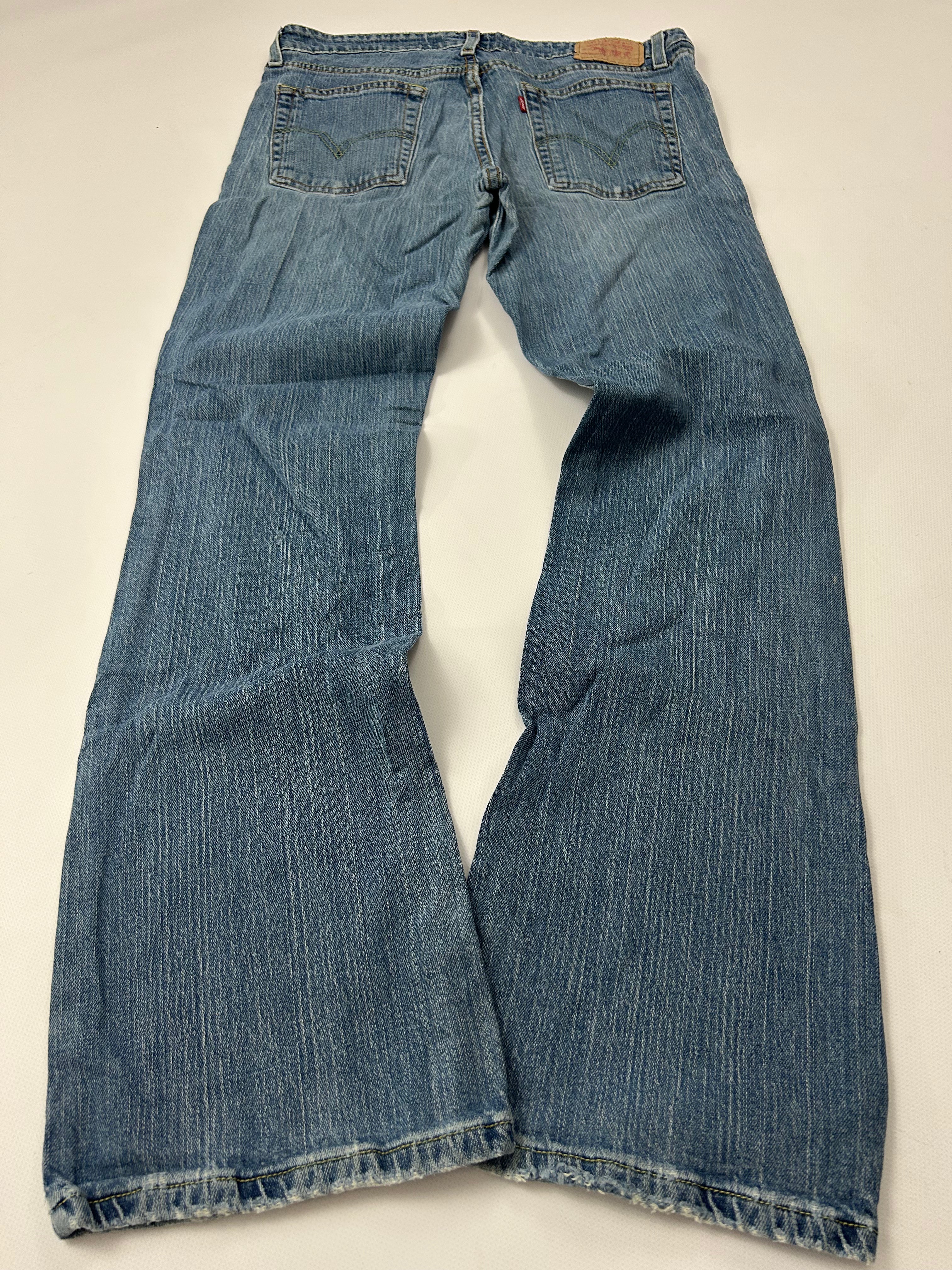 Levis bootcut Jeans