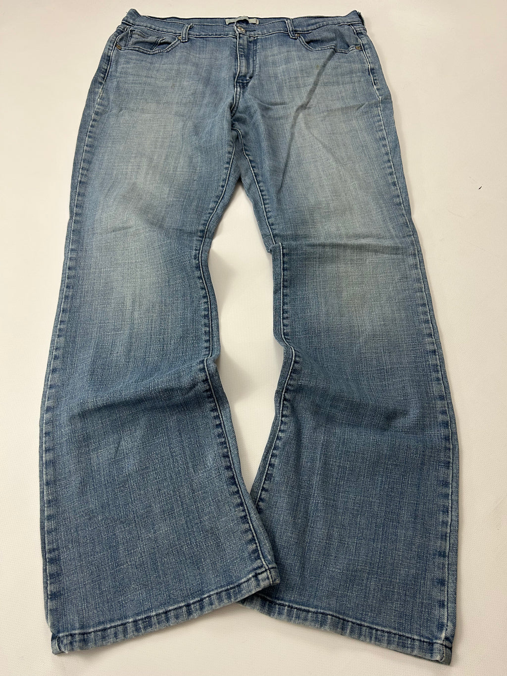 Levis bootcut Jeans