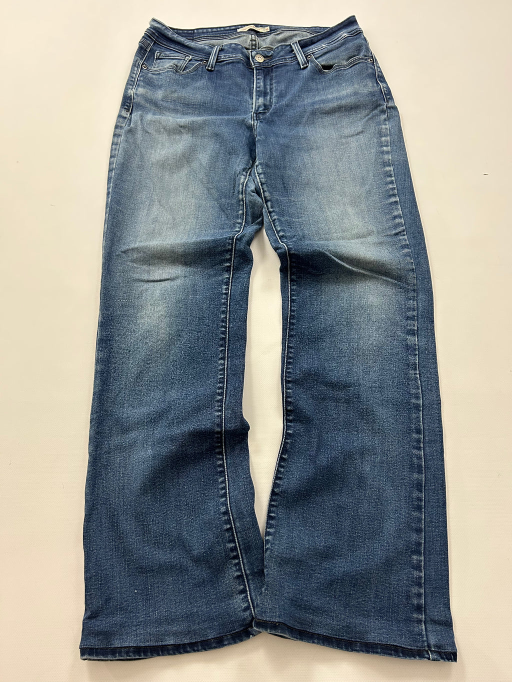 Levis bootcut Jeans