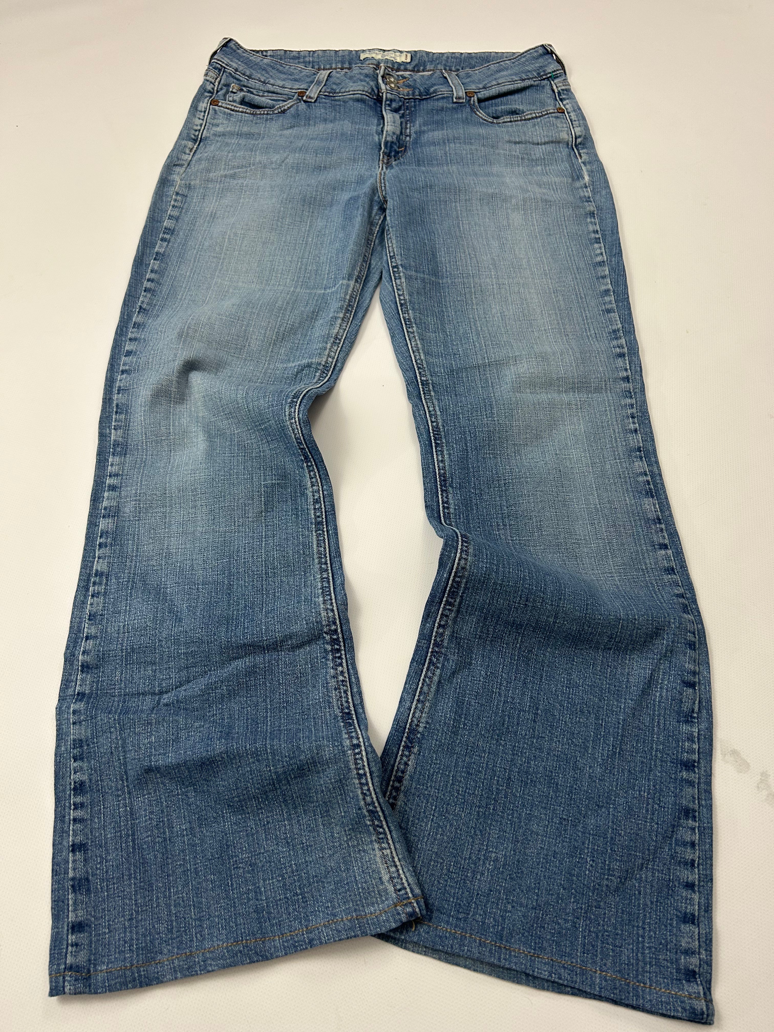 Levis bootcut Jeans