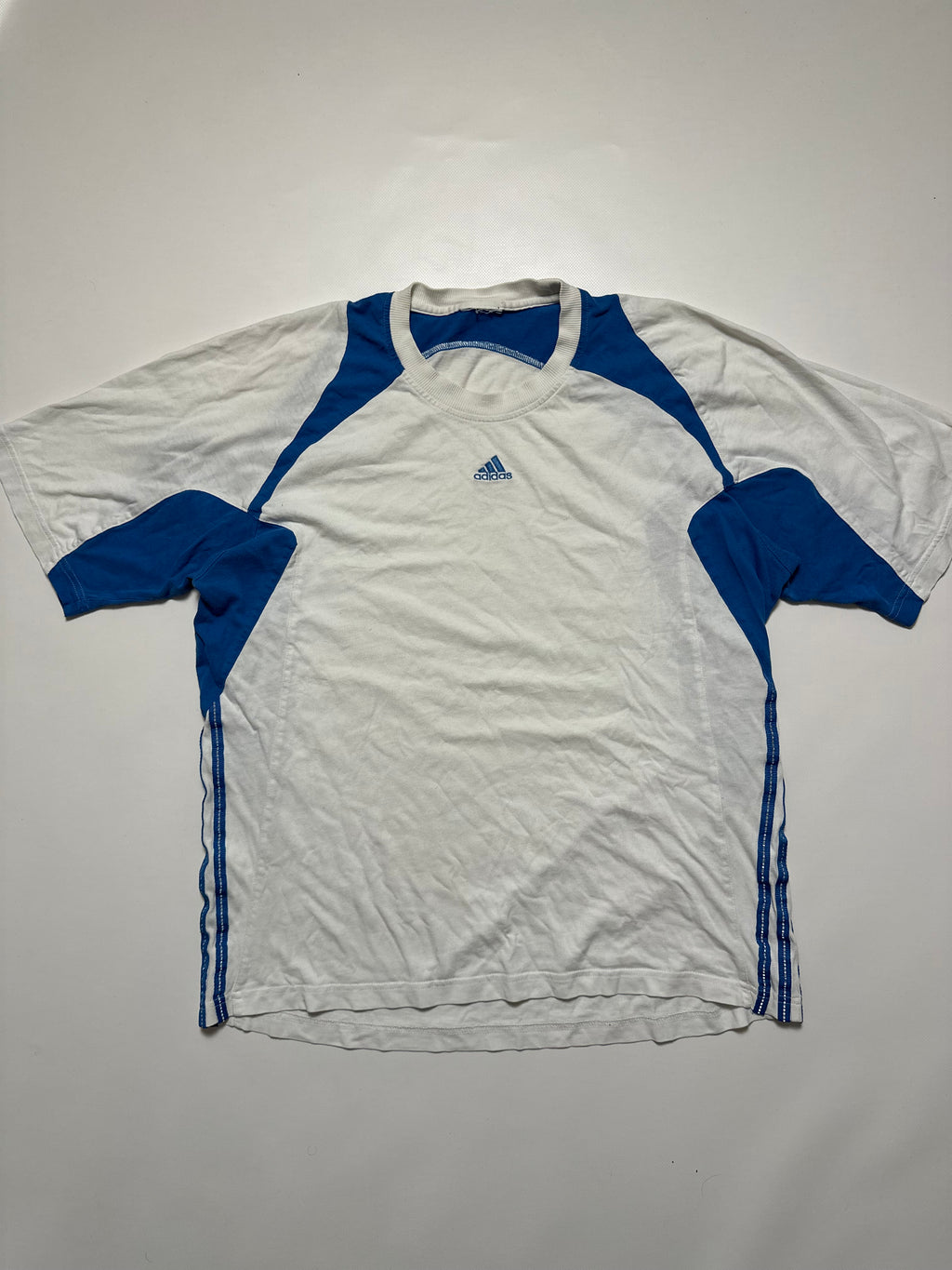 Vintage Adidas T-Shirt