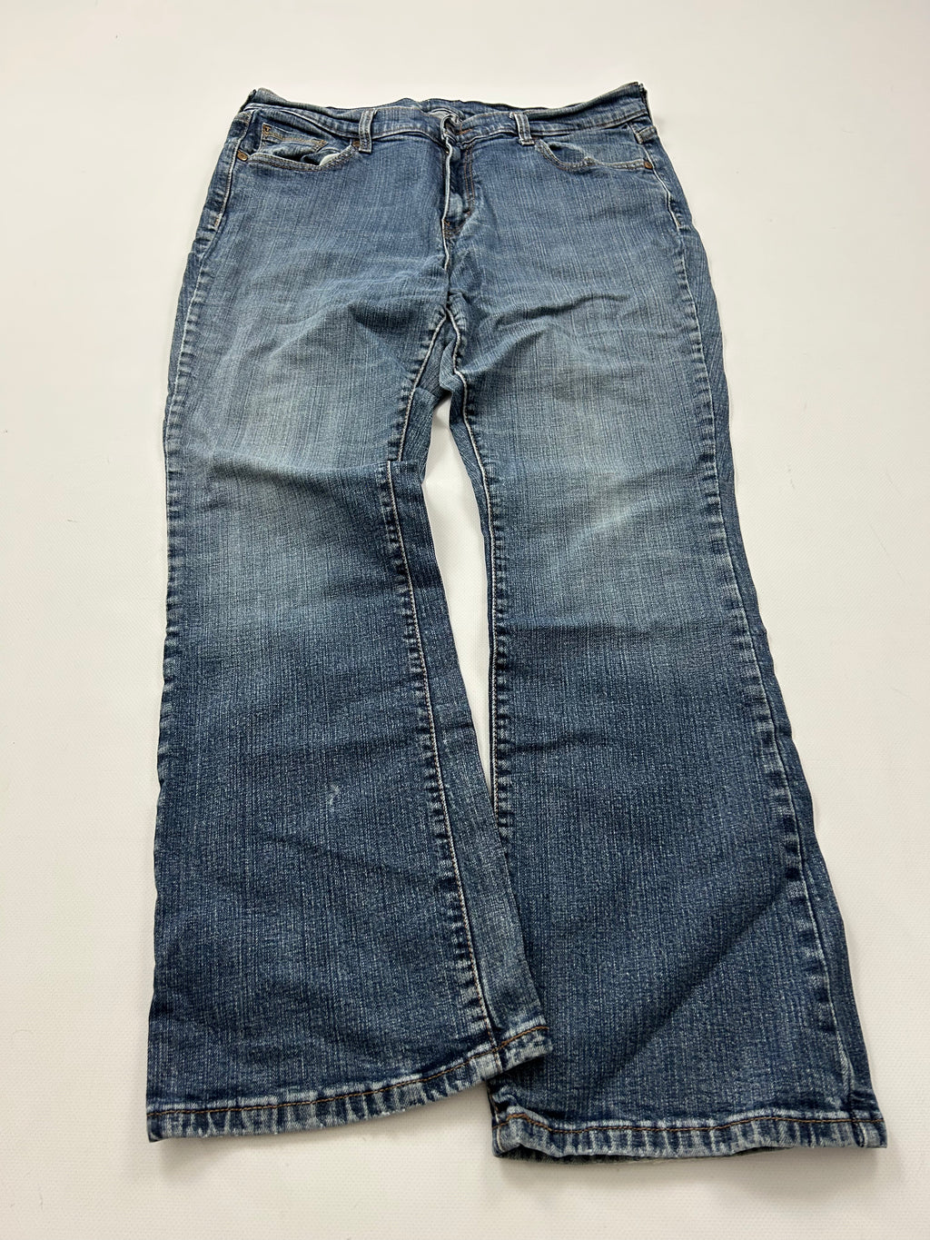 Levis bootcut Jeans