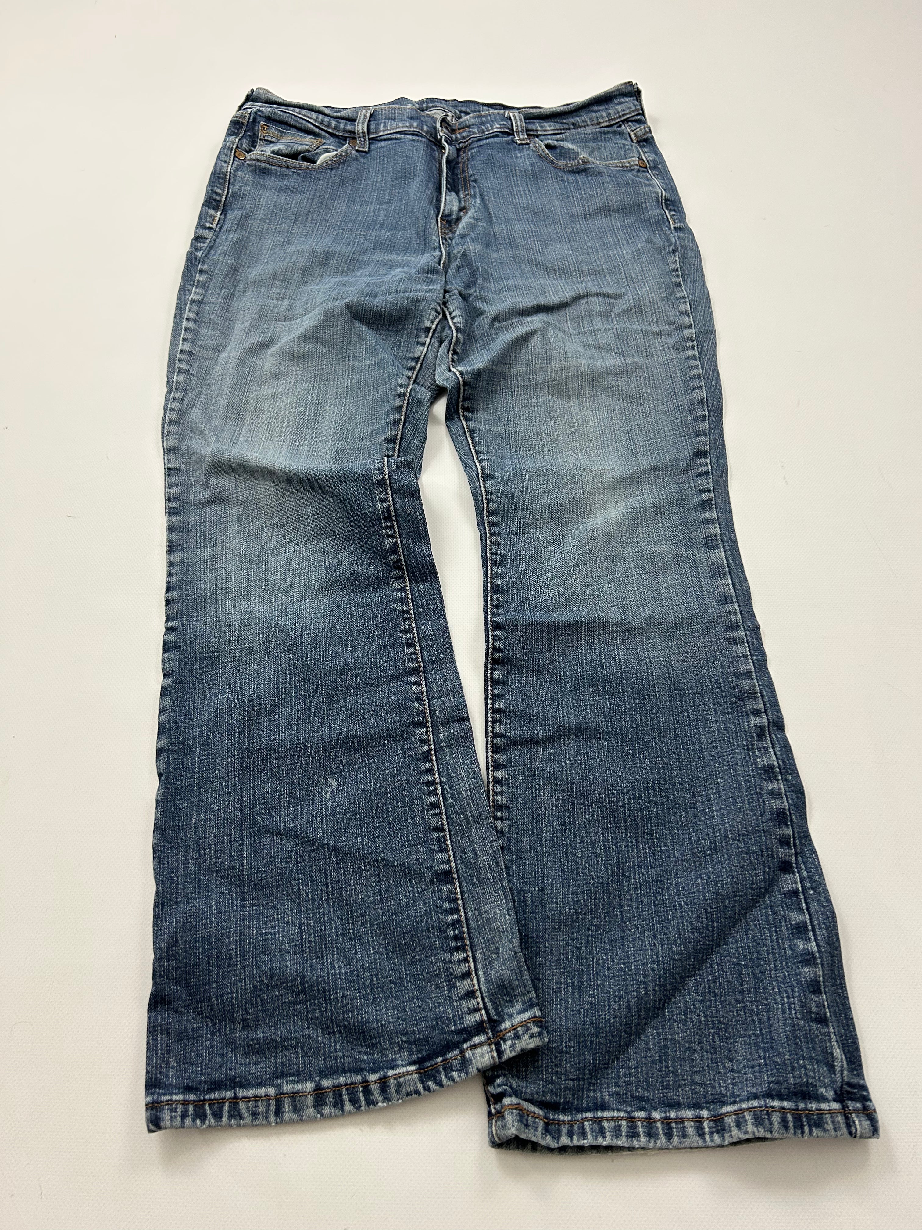 Levis bootcut Jeans