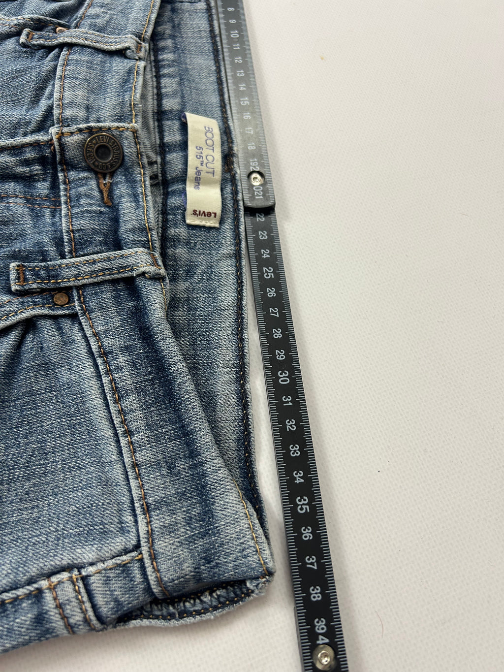 Levis bootcut Jeans