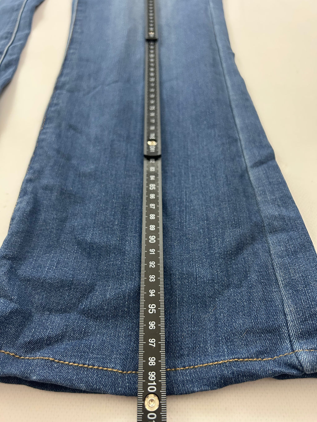 Levis bootcut Jeans