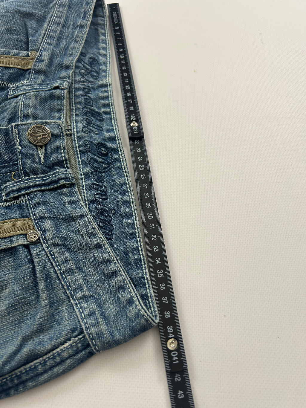 Rivaldi Jeans