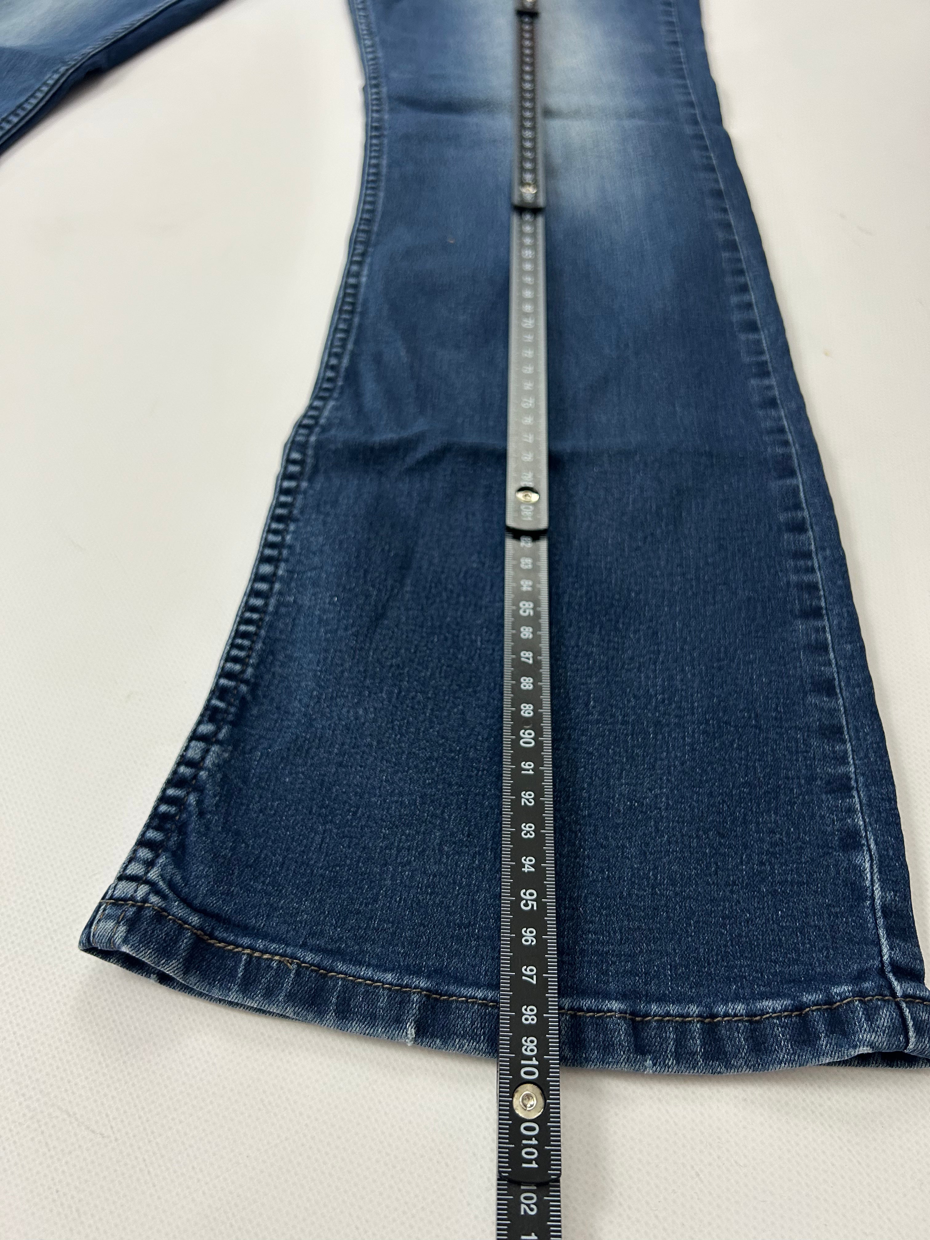 Levis bootcut Jeans