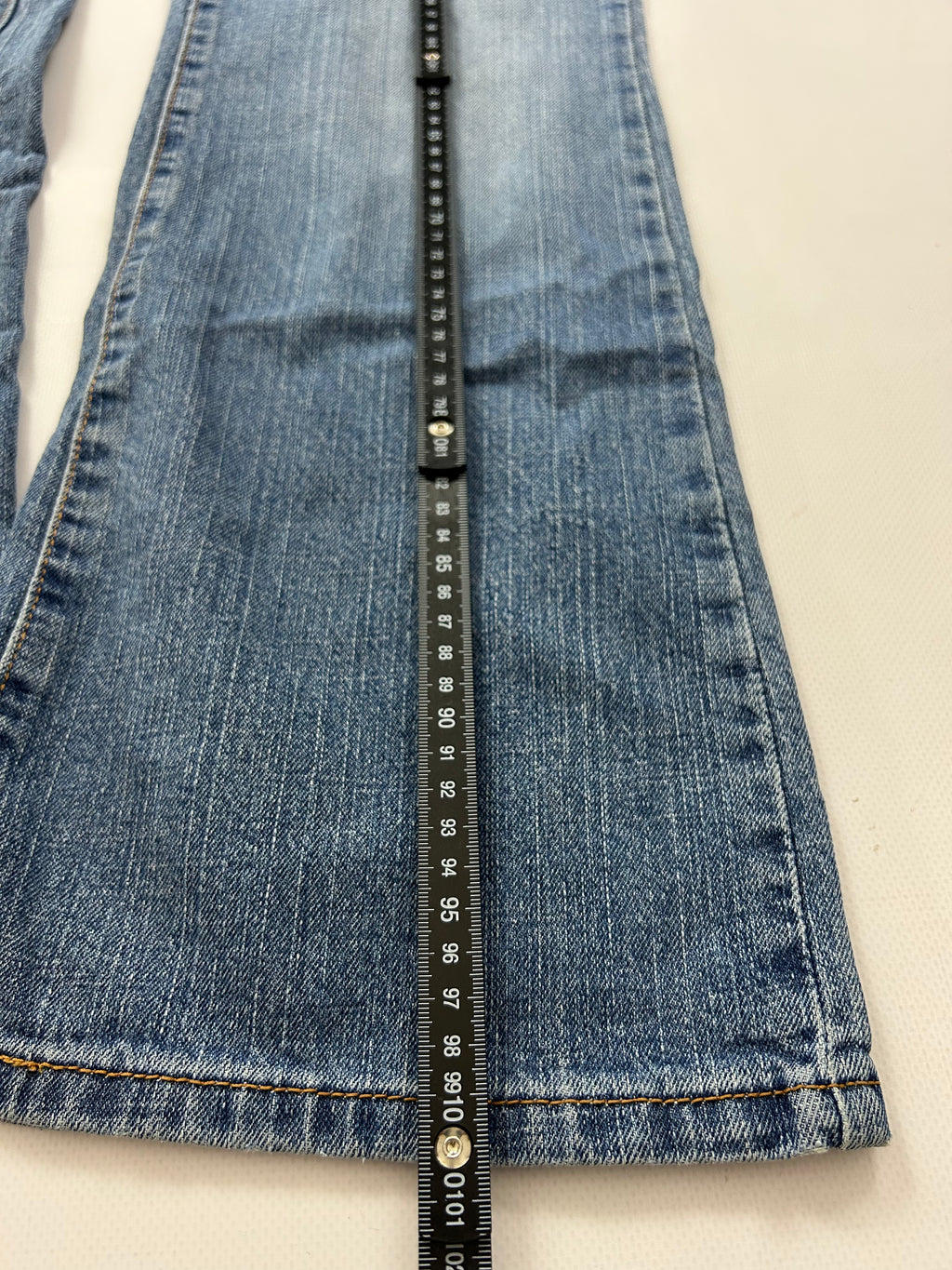 Levis bootcut Jeans