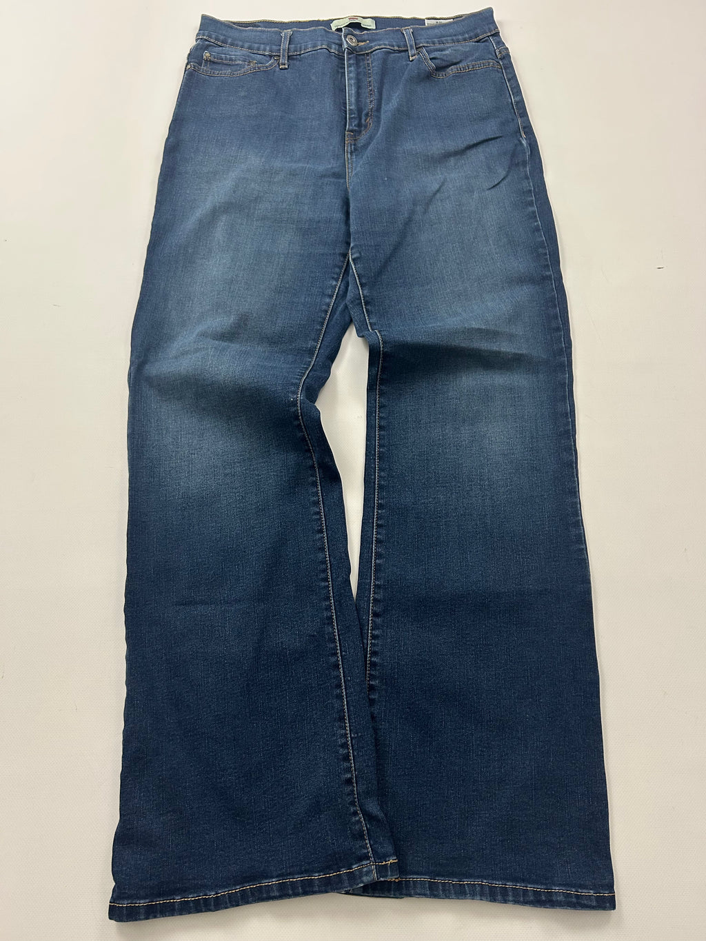 Levis bootcut Jeans