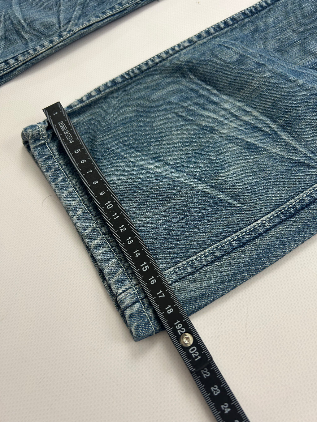 Rivaldi Jeans